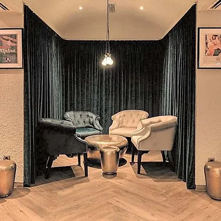 Stadt 4* 브라이사흐암라인