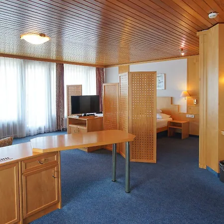 Hotel Stadt 4*