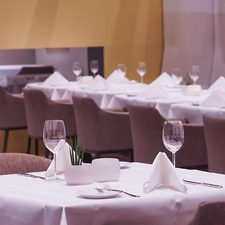 Hotel Stadt 4*