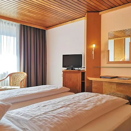 Hotel Stadt 4*